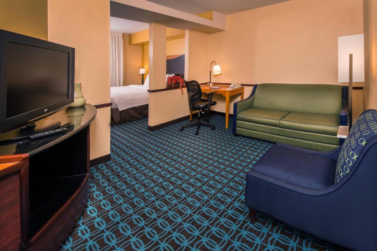 Fairfield Inn Dulles Airport Chantilly Esterno foto